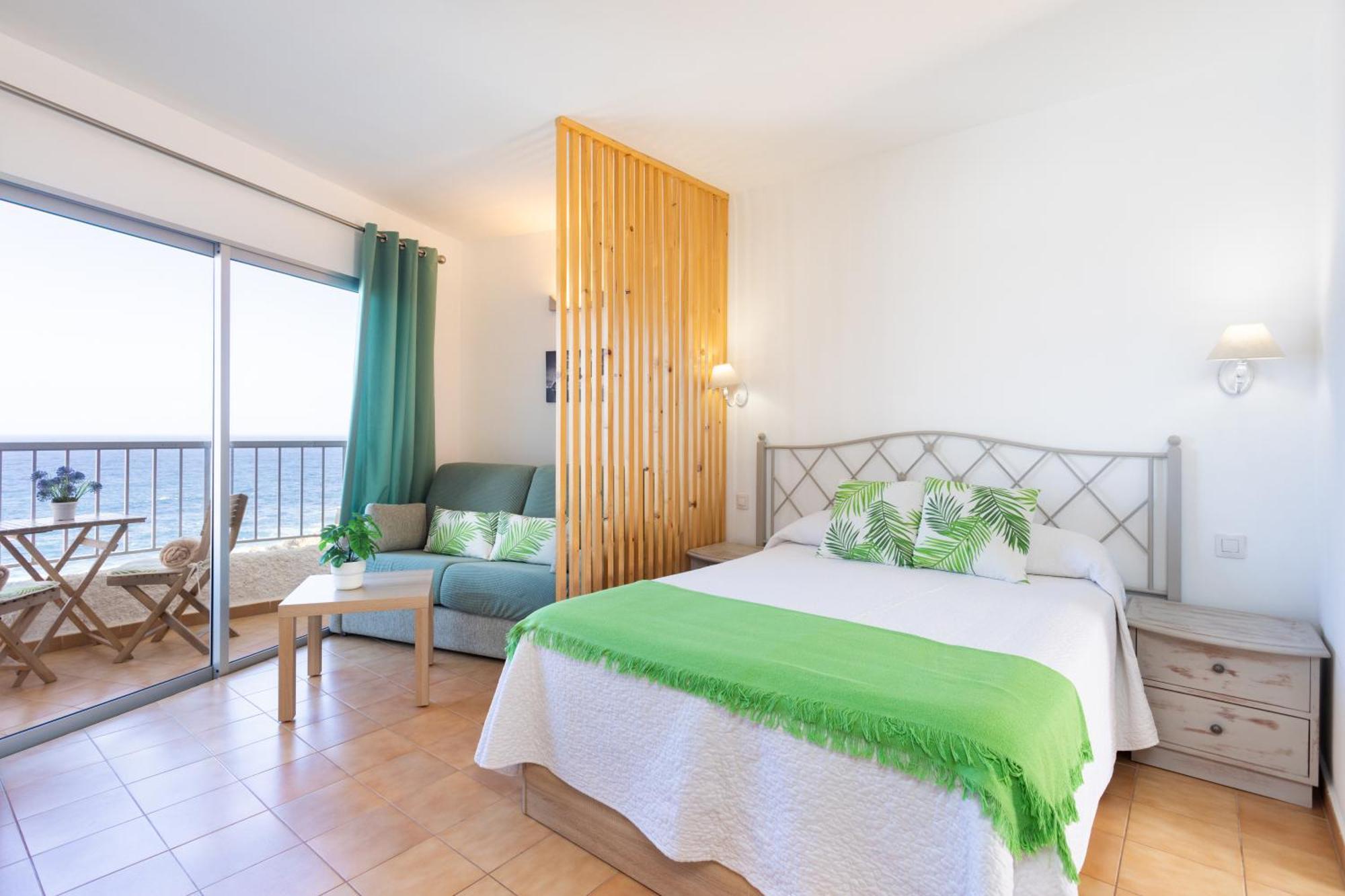 Cozy Seafront Studio With Balcony & Ocean Views San Marcos  Buitenkant foto